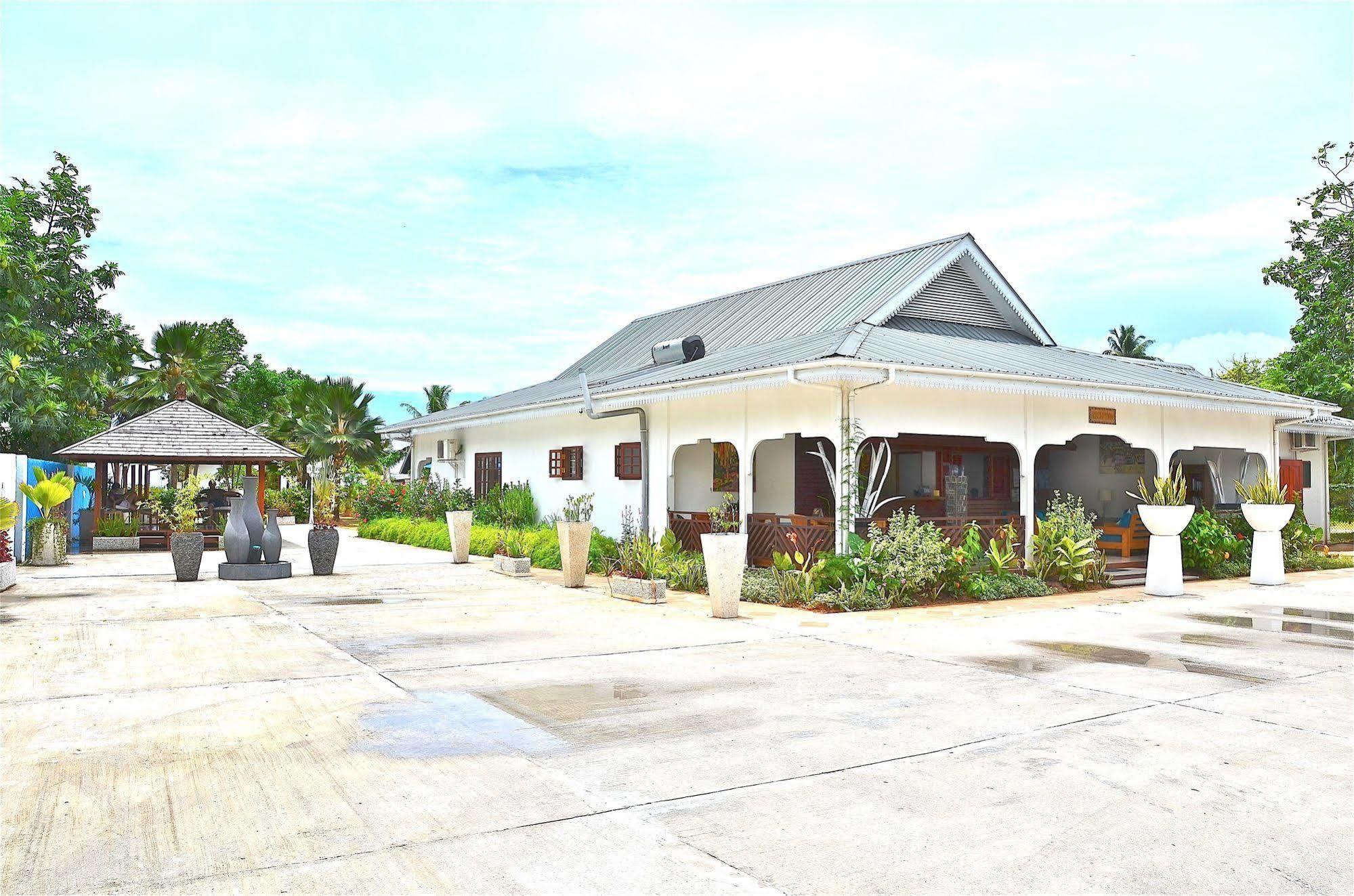 Villas De Mer Grand Anse  Luaran gambar